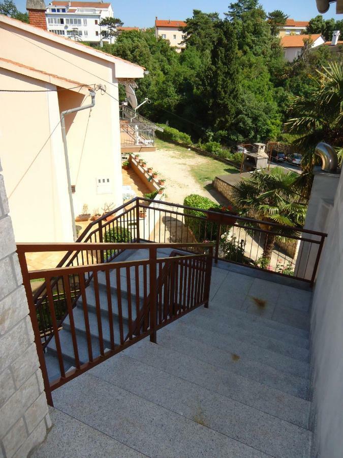 Apartments Matuc Malinska Εξωτερικό φωτογραφία